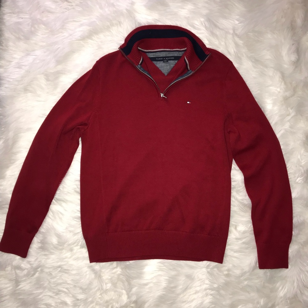 Men’s medium Nautica red sweater